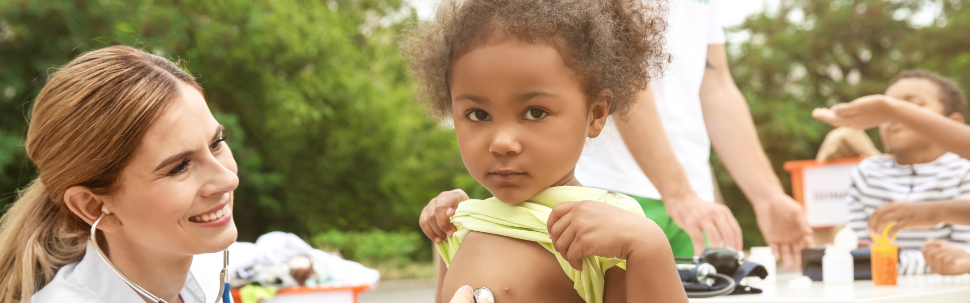 kid undergo checkup